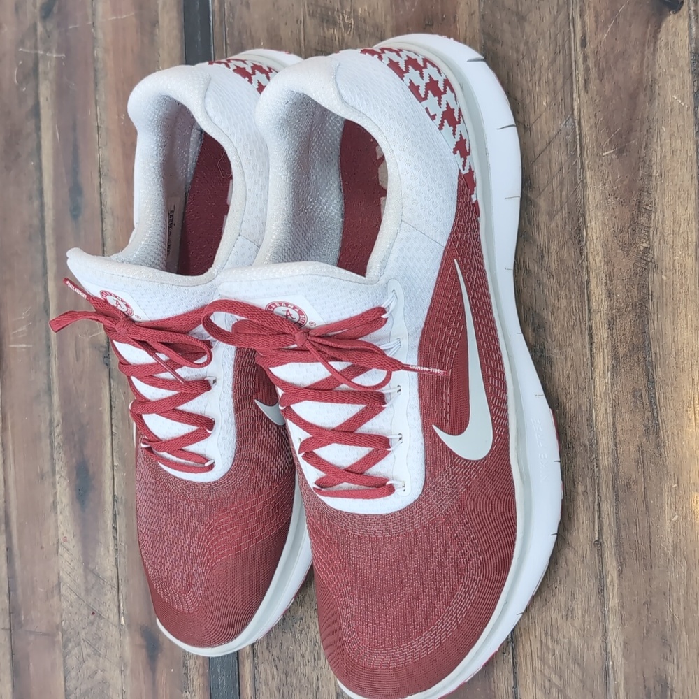 Nike Free University of Alabama sneakers